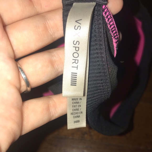 Victoria Secret (VSX) sports bra - Picture 3 of 4